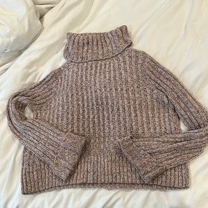 M Free People turtle neck sweater
